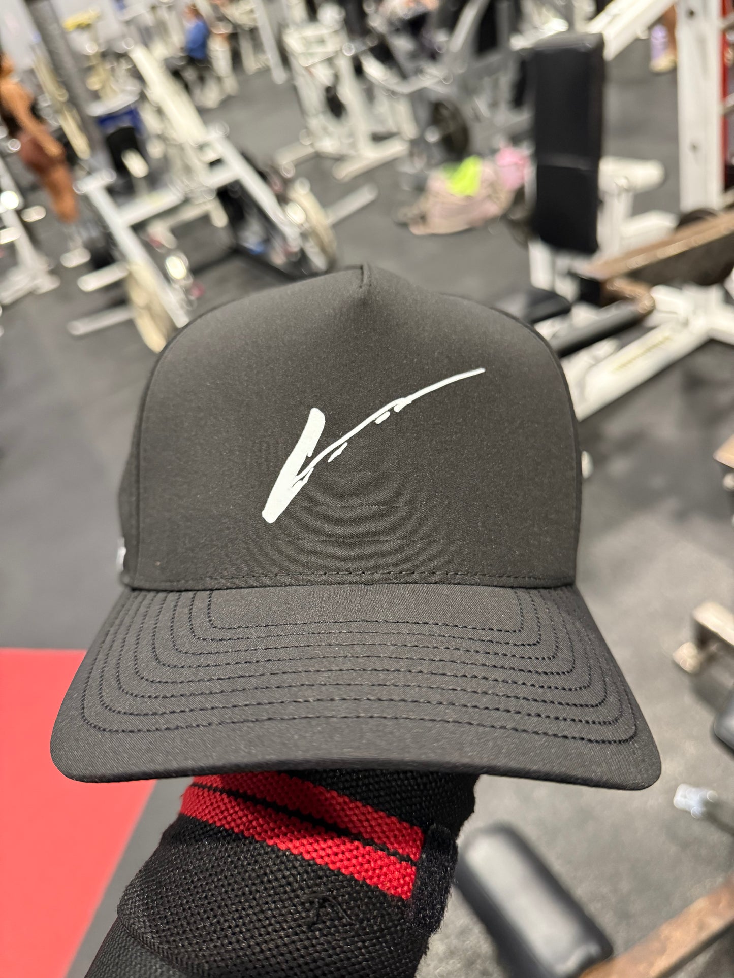 Vango “V” Black Performance Hat
