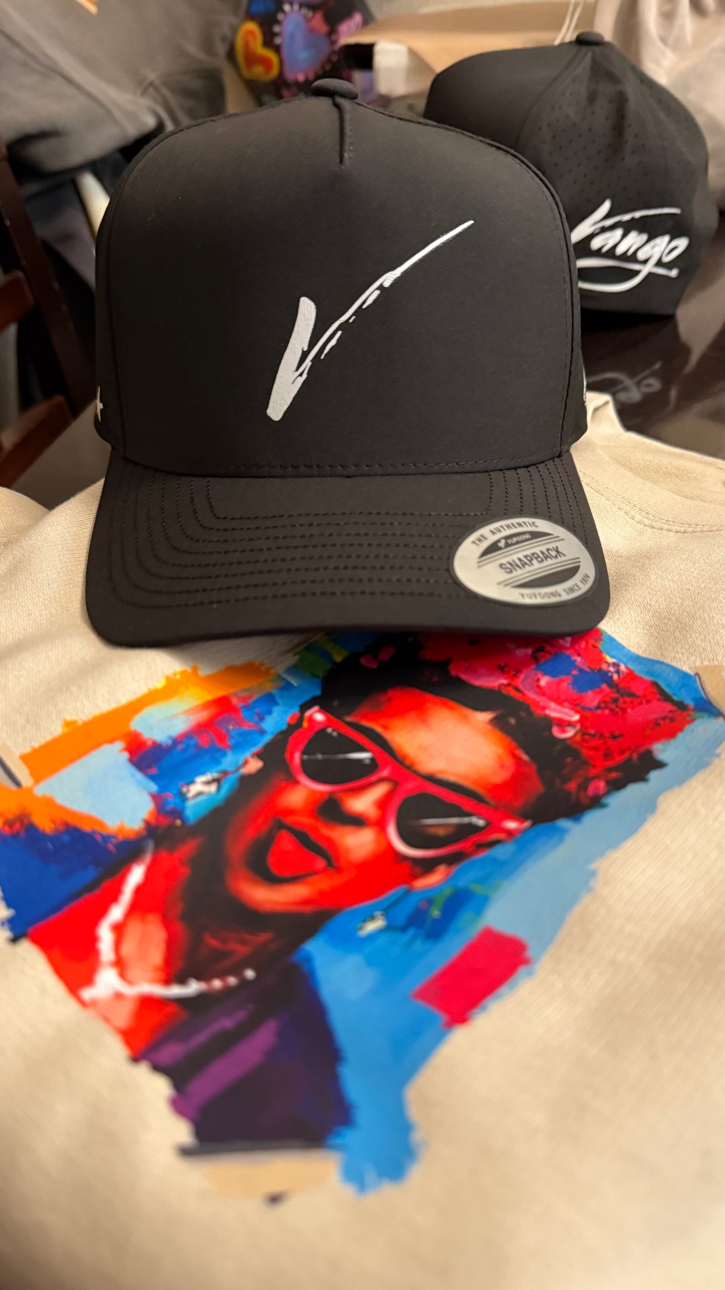 Vango “V” Black Performance Hat